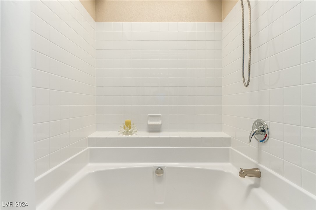 3145 East Flamingo Road 2018 Property Photo 24