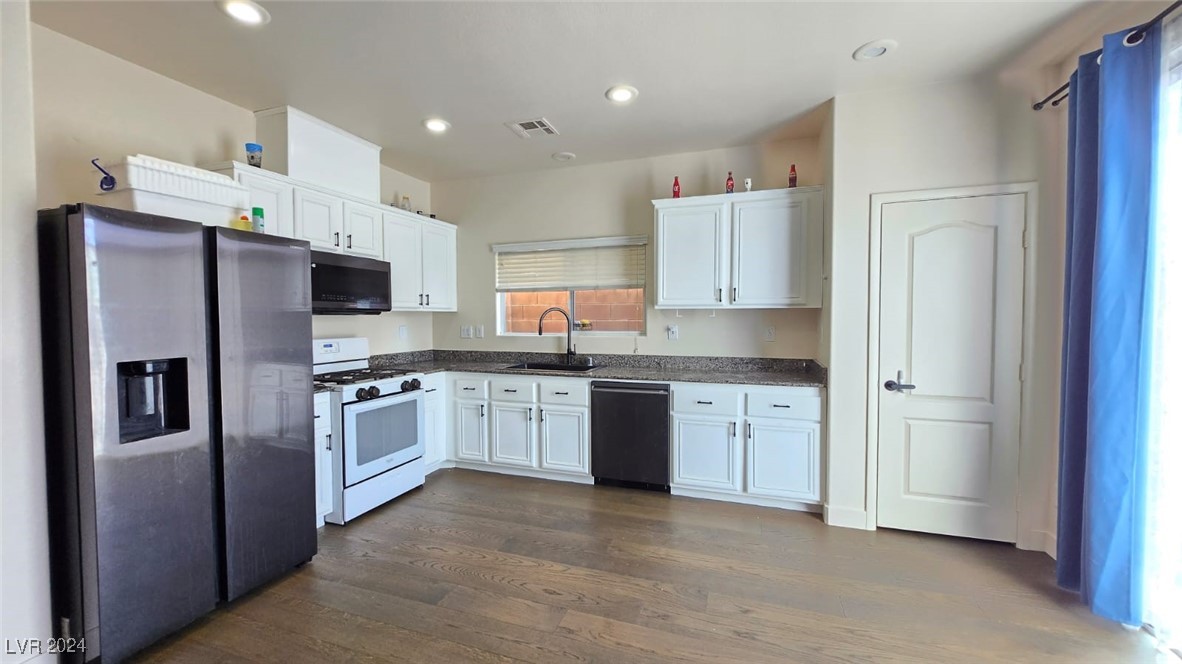 849 Purdy Lodge Street Property Photo 7