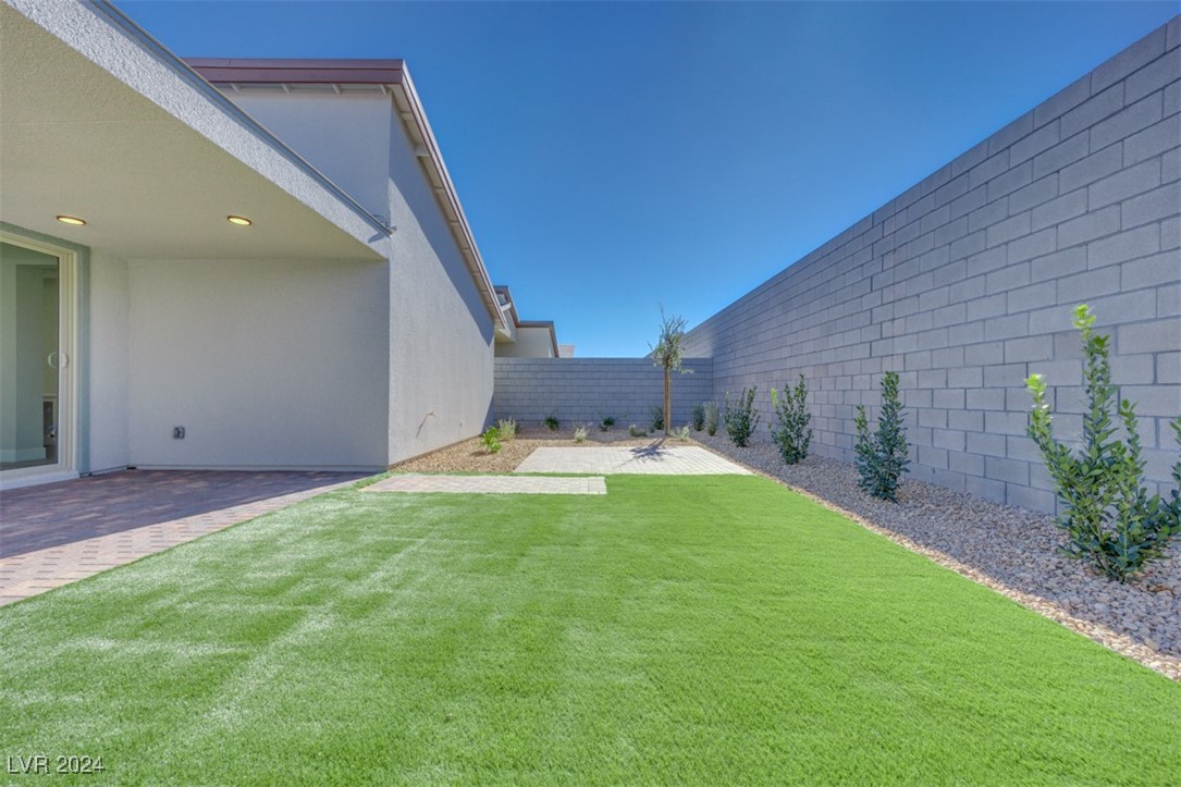 9927 Evergreen Pine St Street Property Photo 20