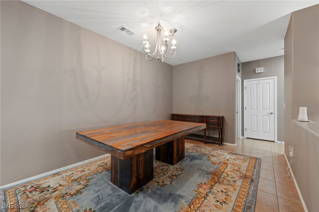 2506 Starlight Valley Street Property Photo 6