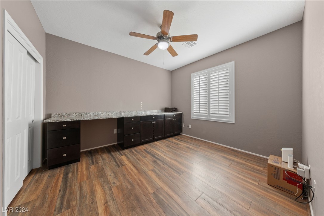 2506 Starlight Valley Street Property Photo 20