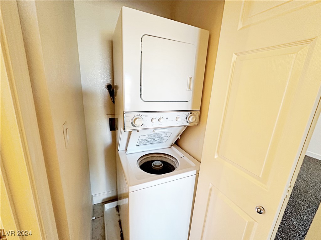 71 East Agate Avenue 207 Property Photo 32
