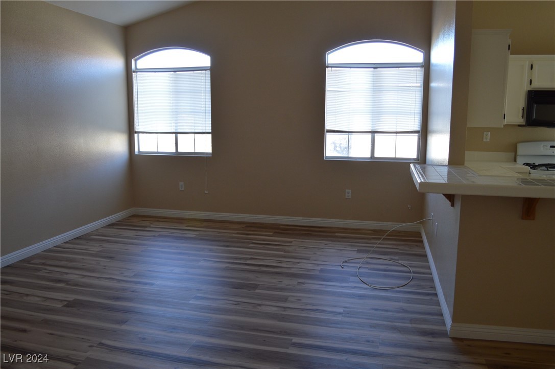 1830 North Buffalo Drive 2109 Property Photo 6