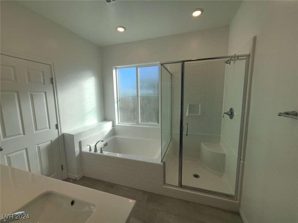7332 North Decatur Boulevard 2 Property Photo 11