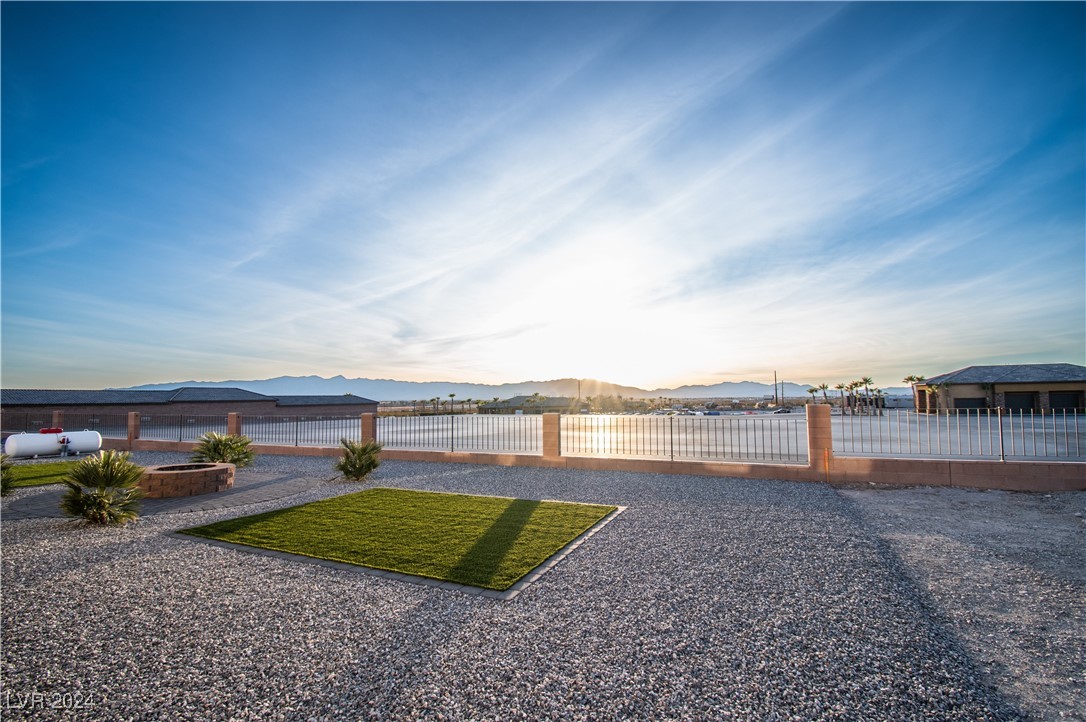 3690 South Spring Mountain Boulevard Property Photo 64
