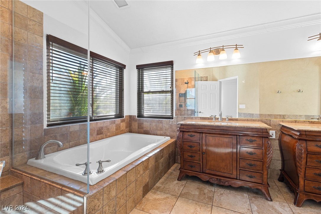 356 Clark Drive Property Photo 32
