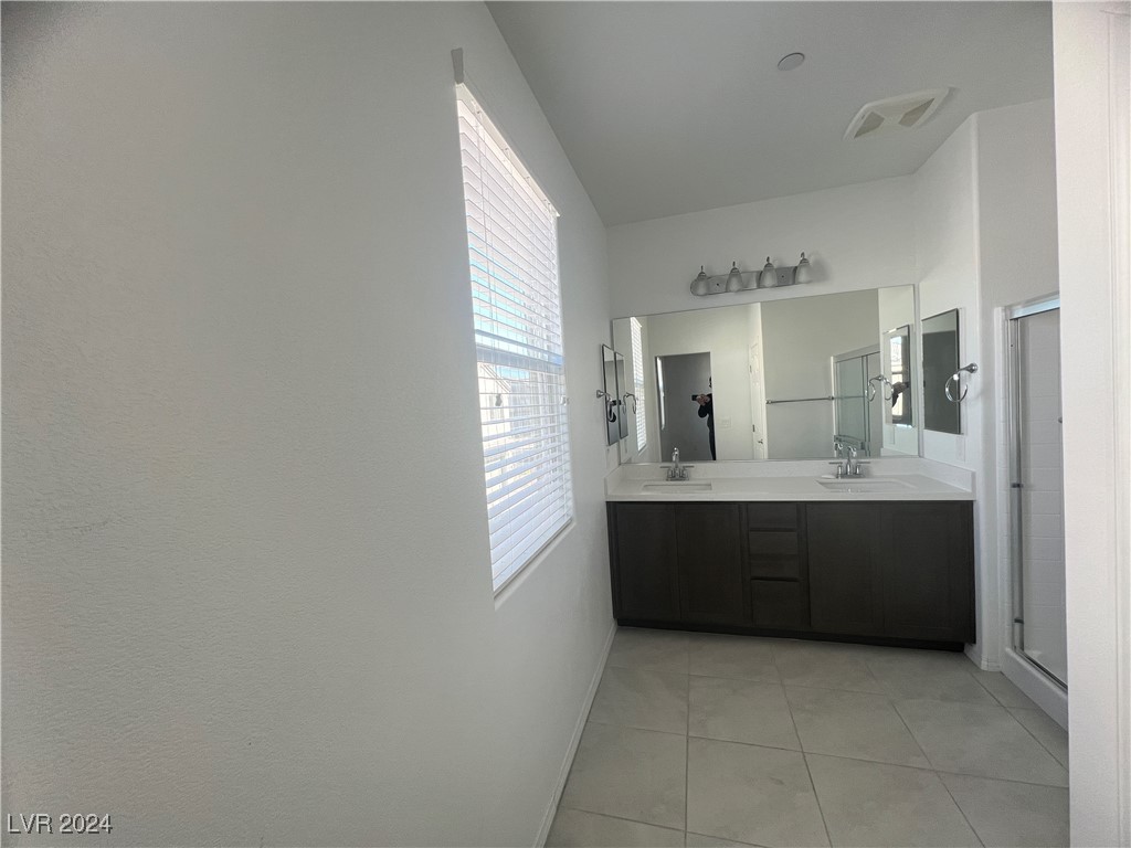 489 Anthurium Place Property Photo 6