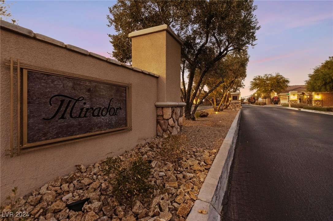7438 Desertscape Avenue Property Photo 4
