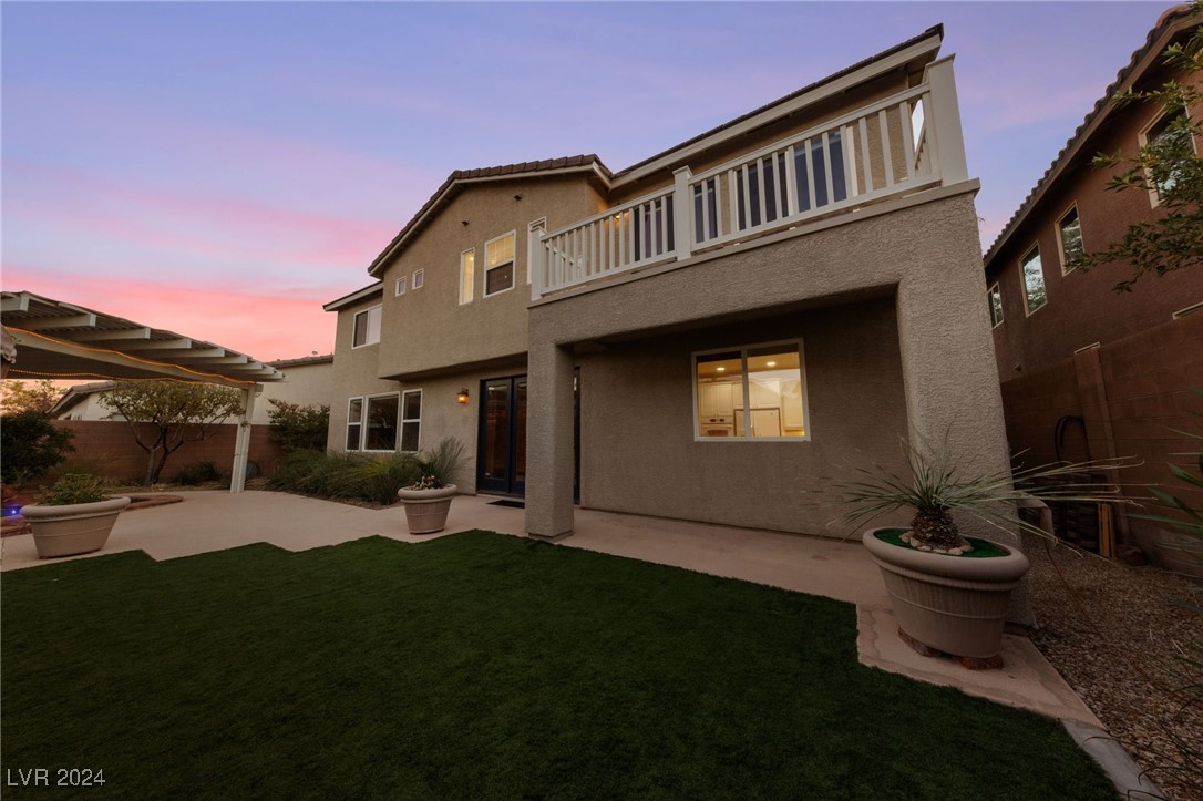 7438 Desertscape Avenue Property Photo 5