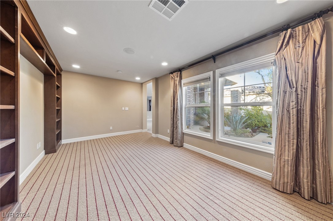 7438 Desertscape Avenue Property Photo 20