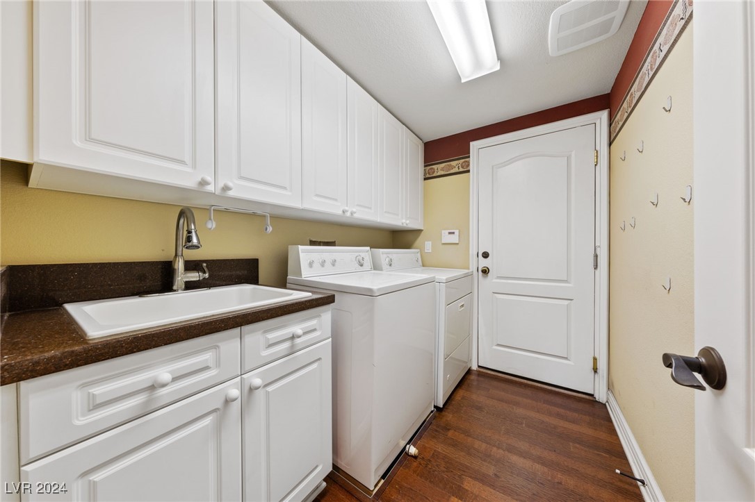 7438 Desertscape Avenue Property Photo 33