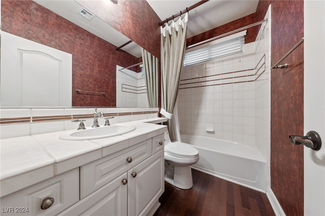 7438 Desertscape Avenue Property Photo 35