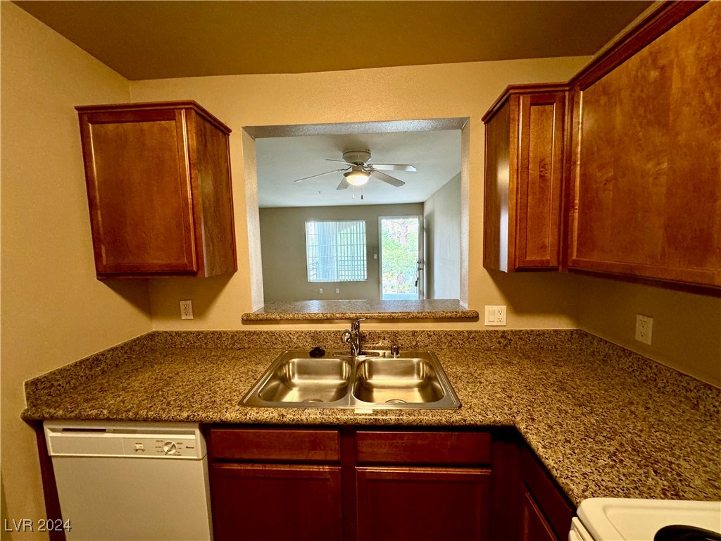 2111 Jetty Rock Drive 207 Property Photo 13