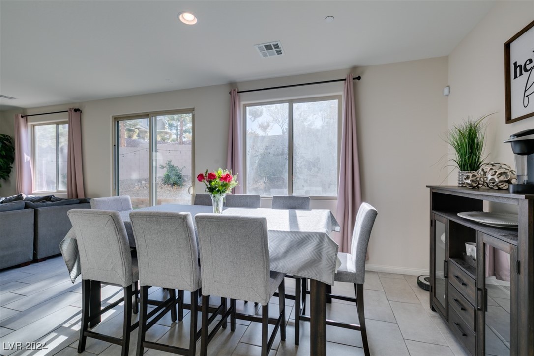 2947 Caxton Grove Drive Property Photo 14