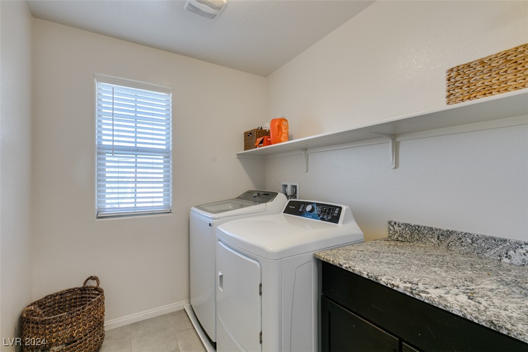 2947 Caxton Grove Drive Property Photo 23