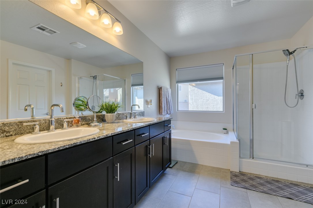 2947 Caxton Grove Drive Property Photo 26