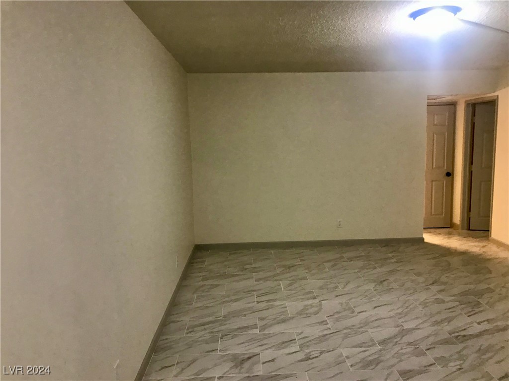 1440 Vegas Valley Drive 6 Property Photo 2
