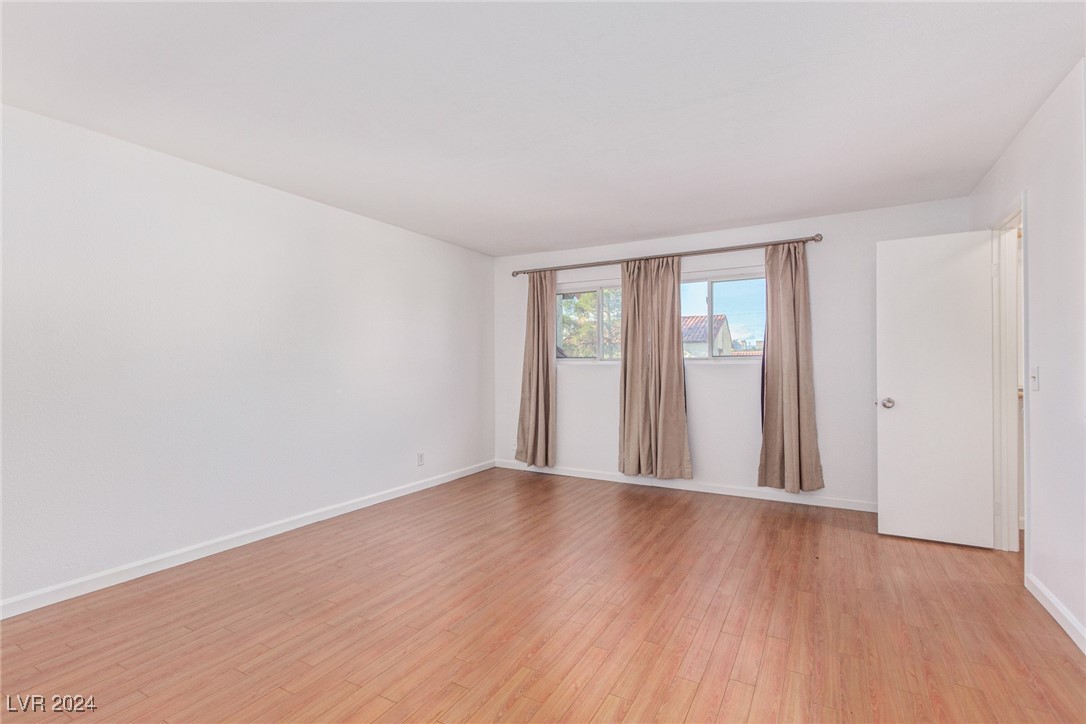 3356 Racquet Street Property Photo 17