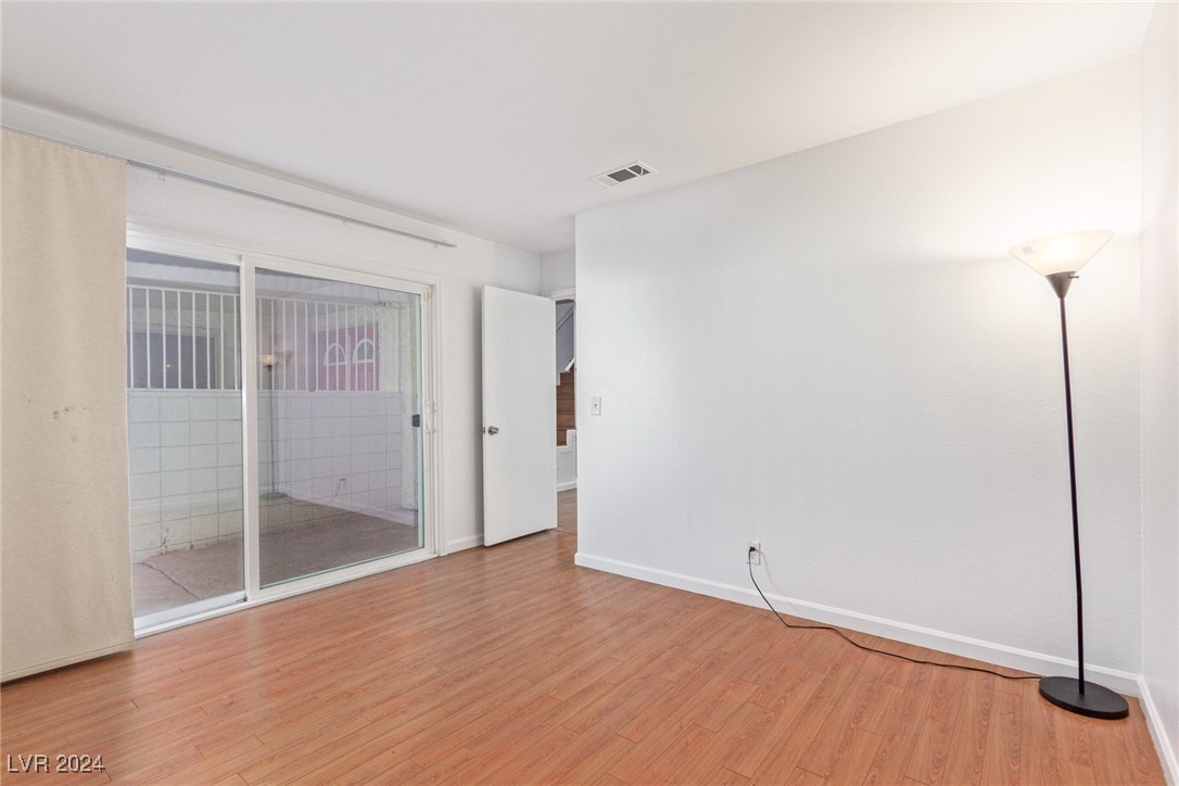 3356 Racquet Street Property Photo 24