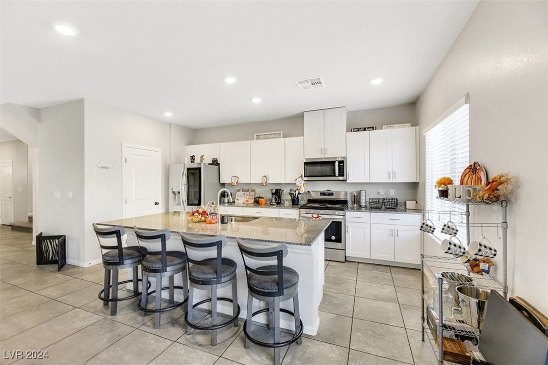 1054 Twincrest Avenue Property Photo 15