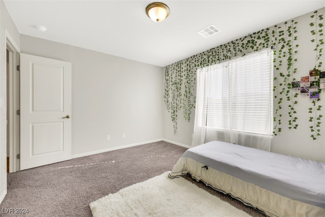 1054 Twincrest Avenue Property Photo 24