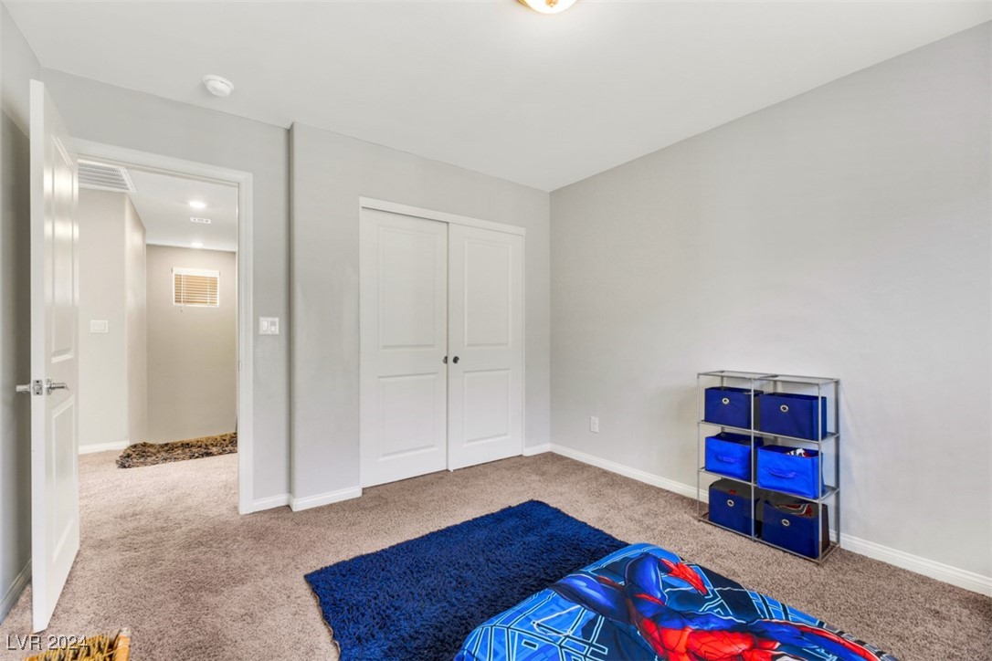 1054 Twincrest Avenue Property Photo 32