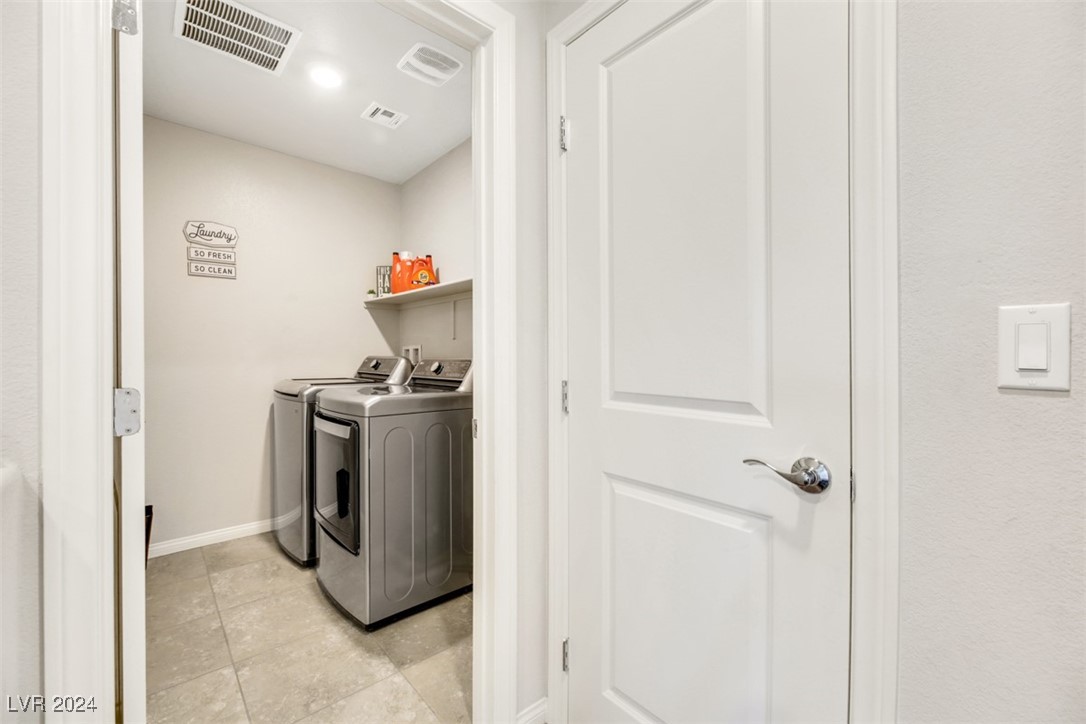 1054 Twincrest Avenue Property Photo 33