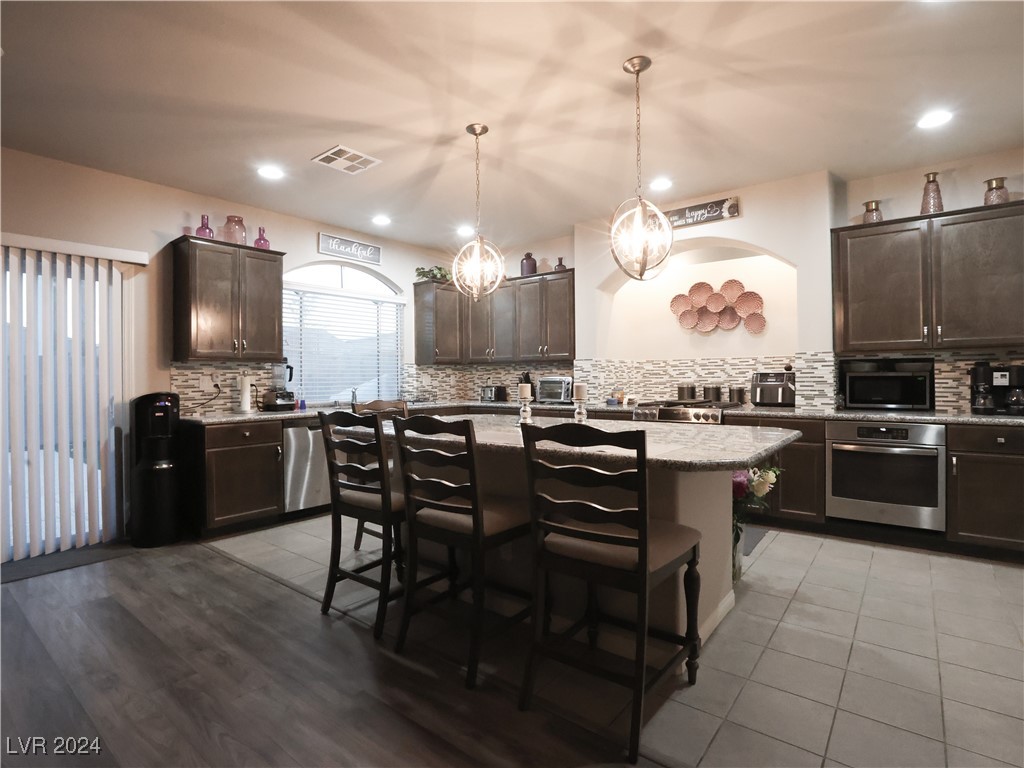 5953 Graystone Ridge Avenue Property Photo 10