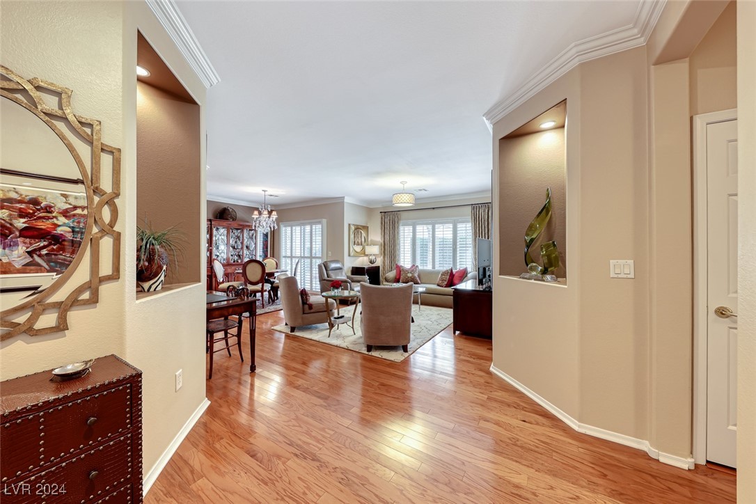 2633 Langford Avenue Property Photo 7