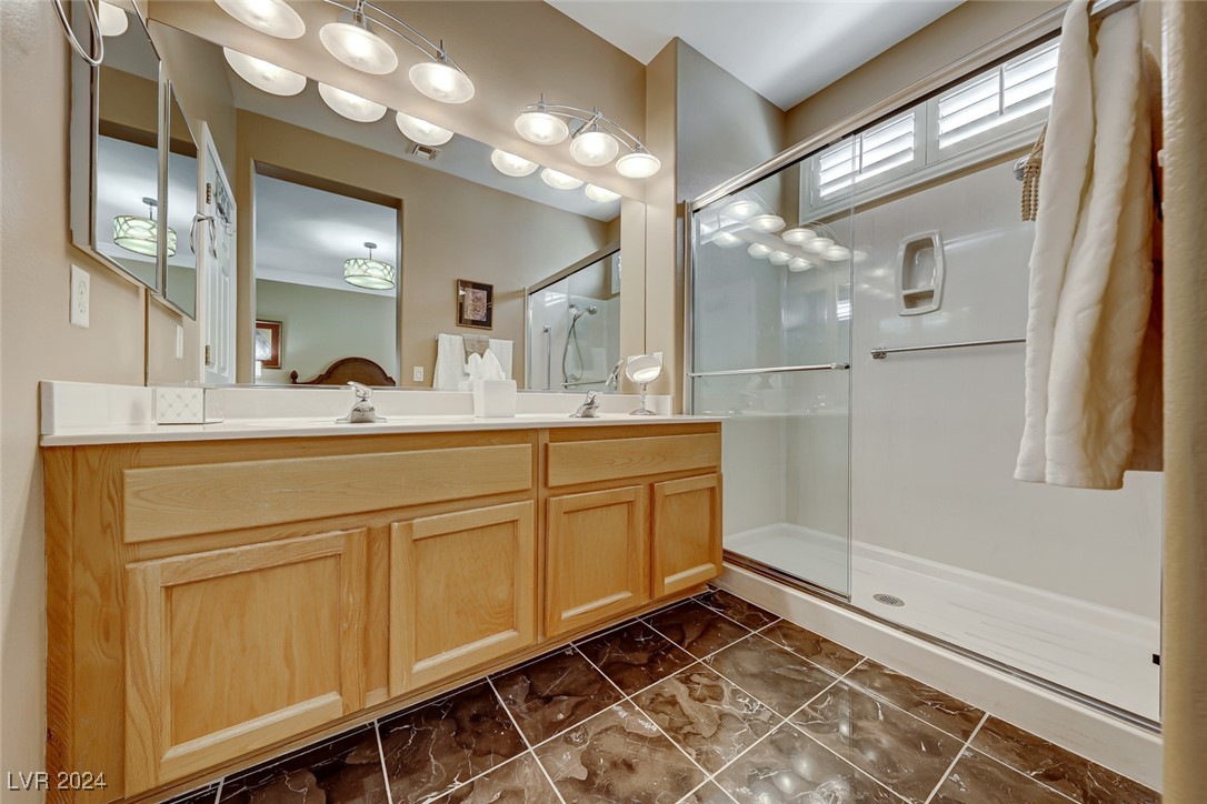 2633 Langford Avenue Property Photo 29