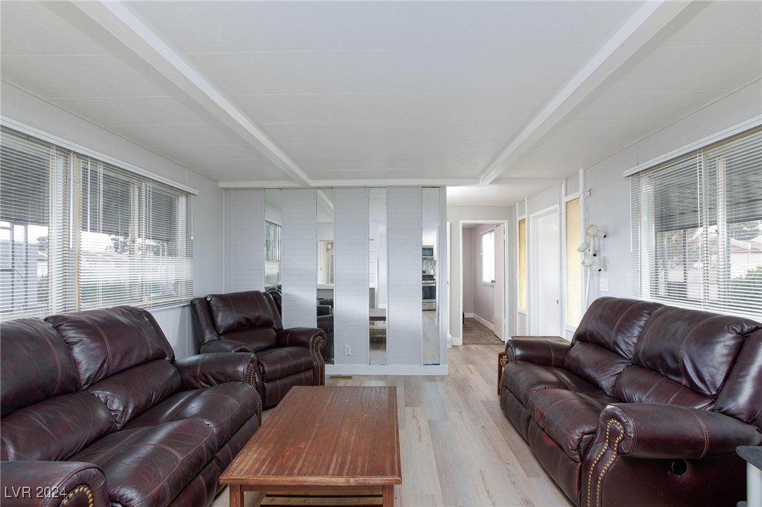 4608 Royal Ridge Avenue Property Photo 7
