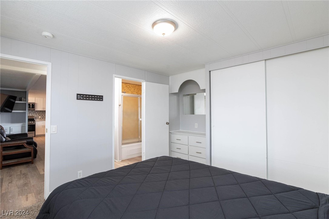 4608 Royal Ridge Avenue Property Photo 11