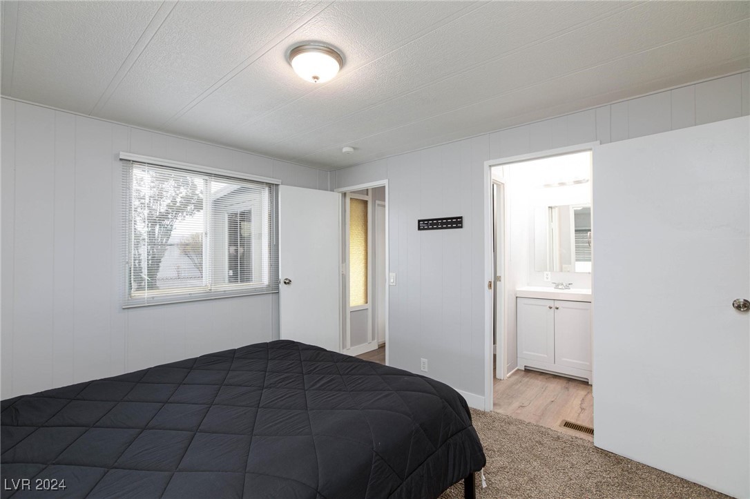 4608 Royal Ridge Avenue Property Photo 12