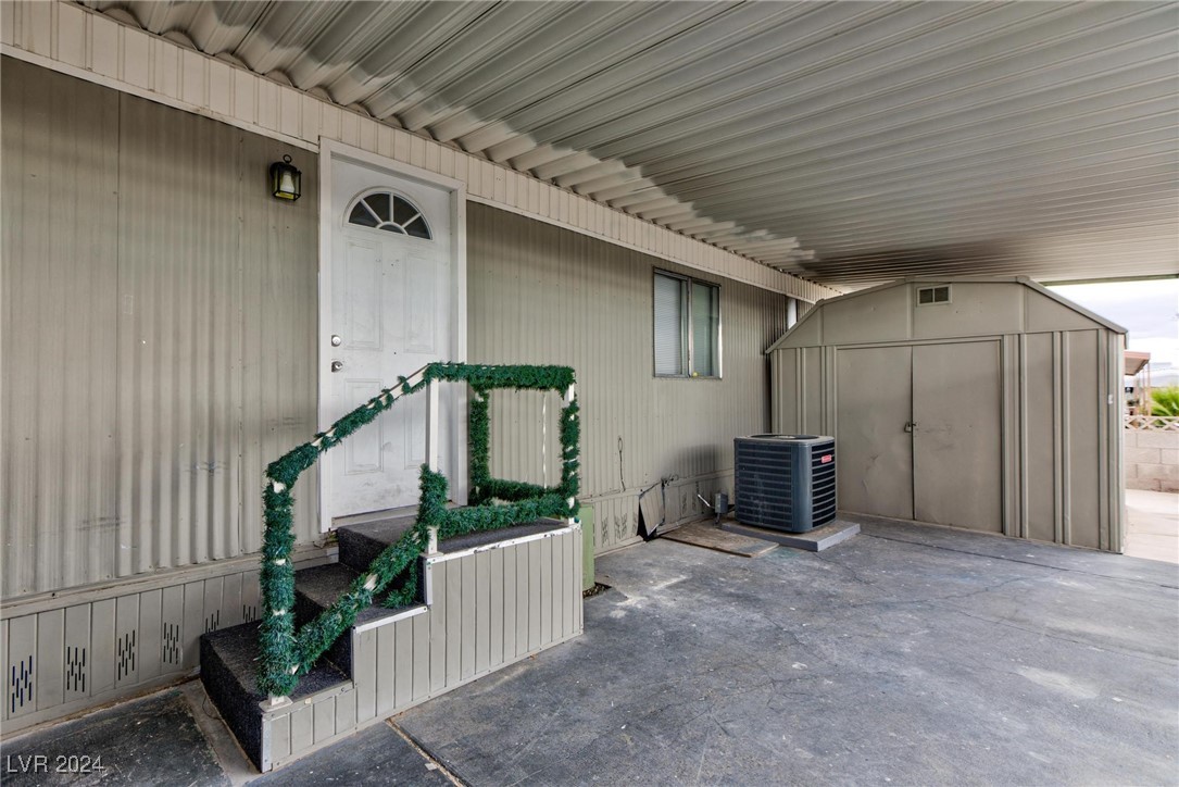 4608 Royal Ridge Avenue Property Photo 31