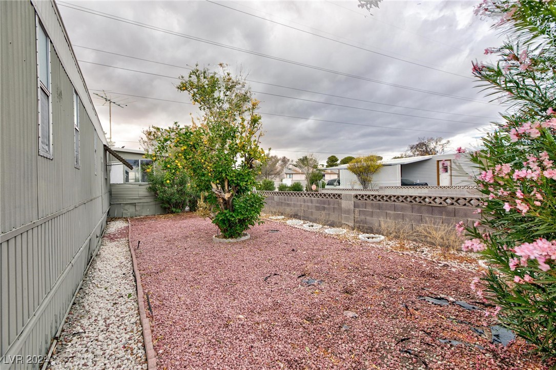 4608 Royal Ridge Avenue Property Photo 35