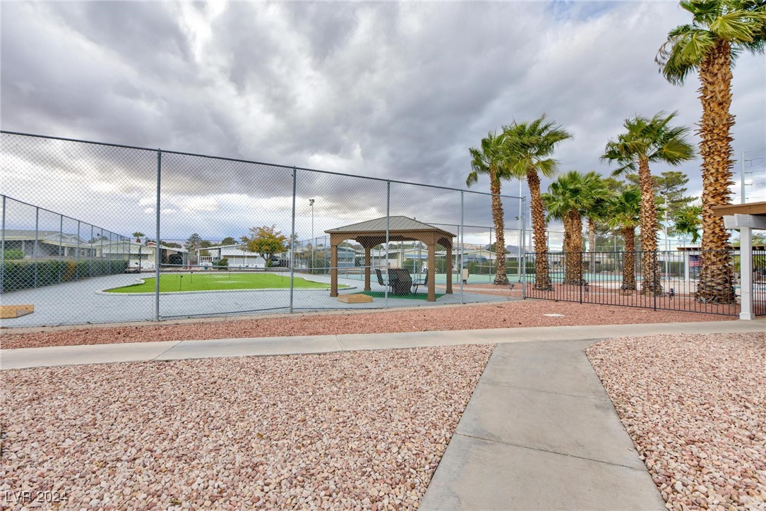 4608 Royal Ridge Avenue Property Photo 40