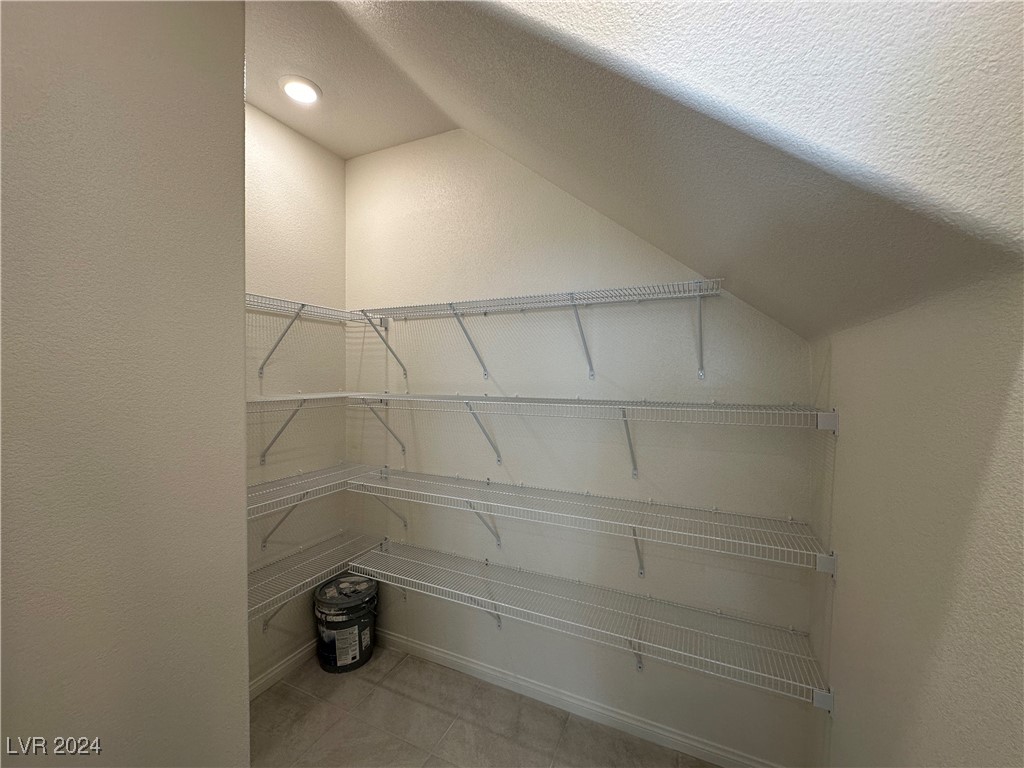 9079 Vesey Avenue Property Photo 7