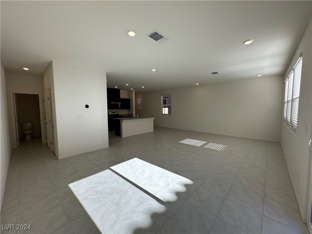9079 Vesey Avenue Property Photo 8