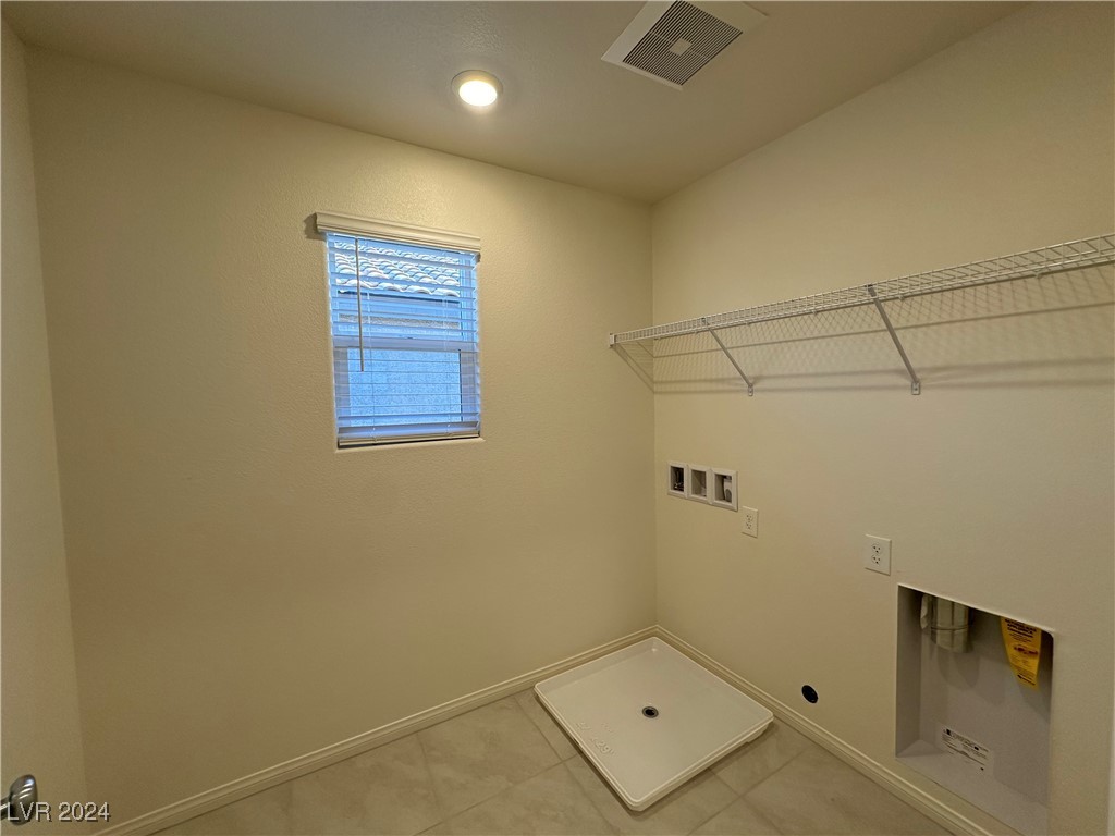 9079 Vesey Avenue Property Photo 24