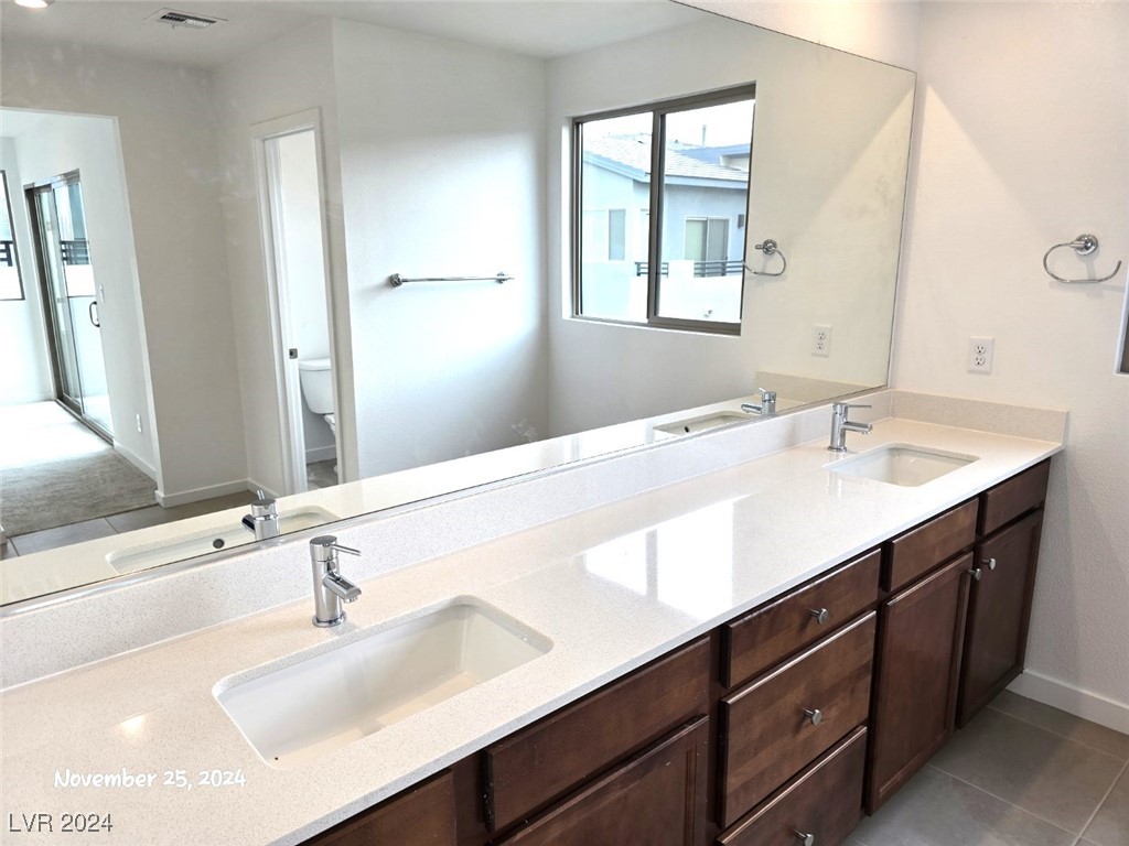 4371 Sunburst Spring Avenue Property Photo 17