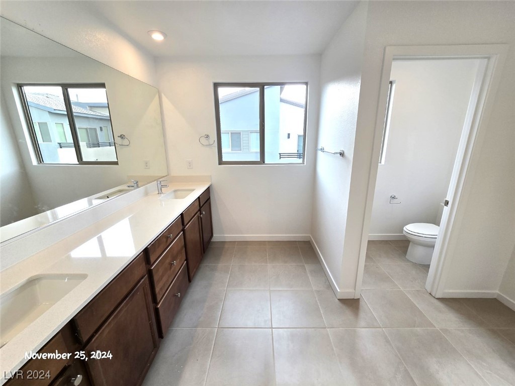 4371 Sunburst Spring Avenue Property Photo 18