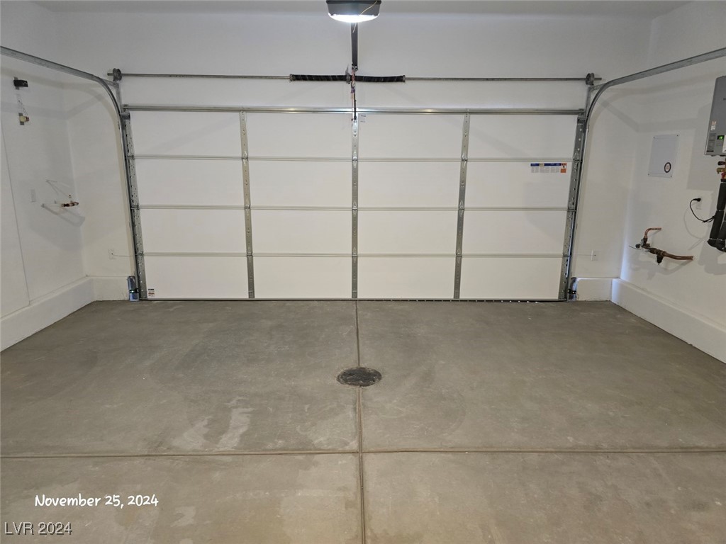 4371 Sunburst Spring Avenue Property Photo 32