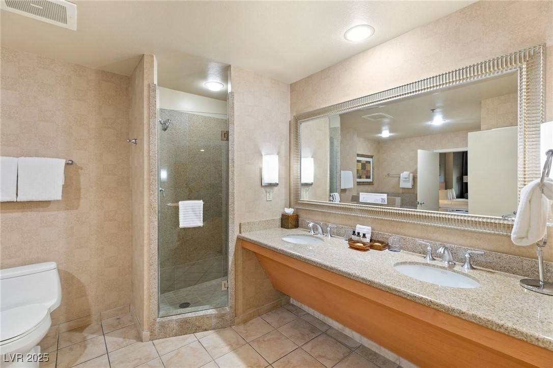 211 East Flamingo Road 610 Property Photo 23