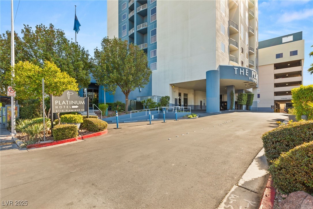 211 East Flamingo Road 610 Property Photo 30