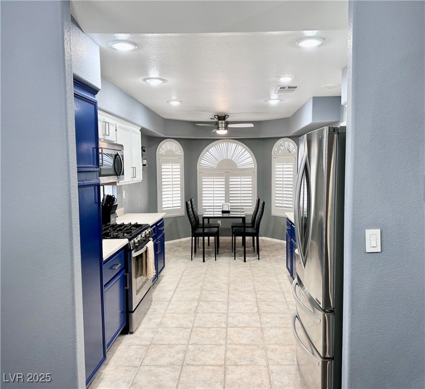 3576 Judah Way Property Photo 17