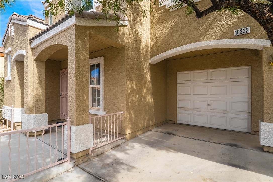 10332 Perfect Parsley Street Property Photo 3