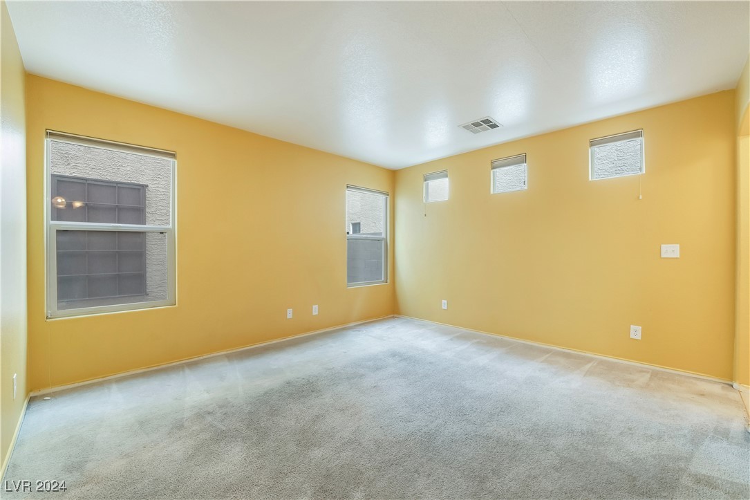 10332 Perfect Parsley Street Property Photo 7