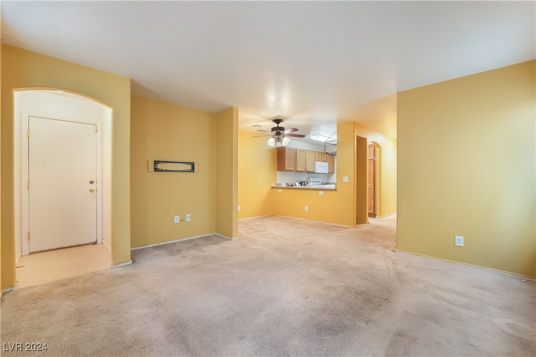 10332 Perfect Parsley Street Property Photo 8
