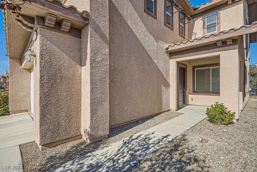 62 Augusta Course Avenue Property Photo 4