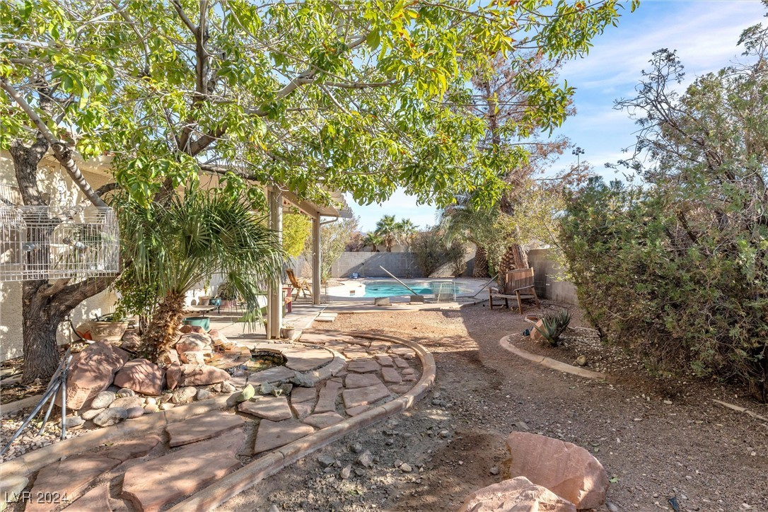 13 Desert Dawn Lane Property Photo 32